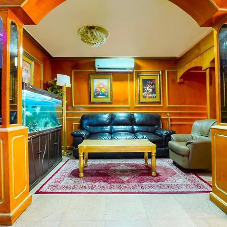 Oyo 124 Al Salam Palace Hotel Manama Luaran gambar