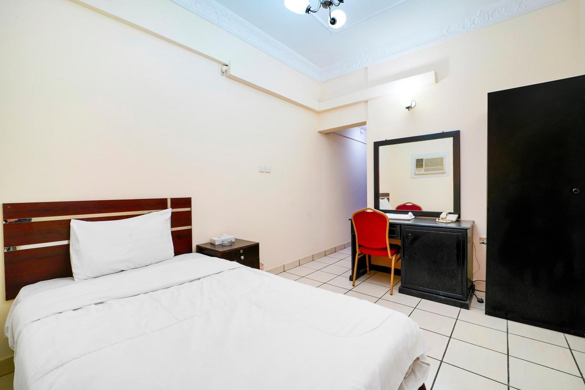 Oyo 124 Al Salam Palace Hotel Manama Luaran gambar