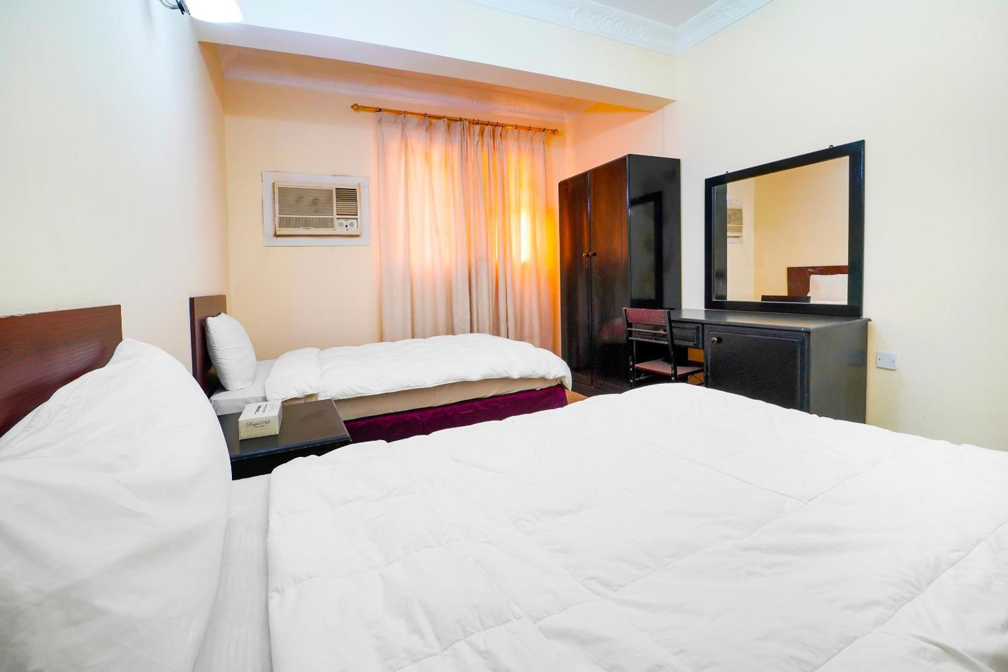 Oyo 124 Al Salam Palace Hotel Manama Luaran gambar